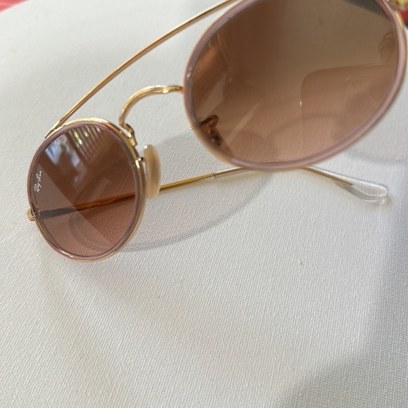 Ray-Ban Gold and Brown Sunglasses - Picture 15 of 16
